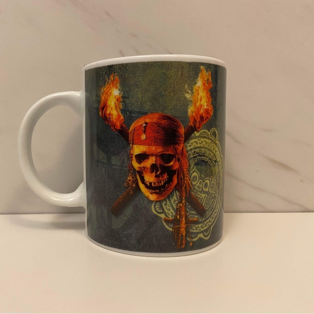 Disney Pirates of the Caribbean Dead Mans Chest Mug